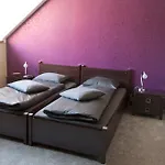 Becherplatz * Карловы Вары