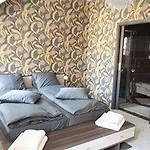 Becherplatz * Карловы Вары