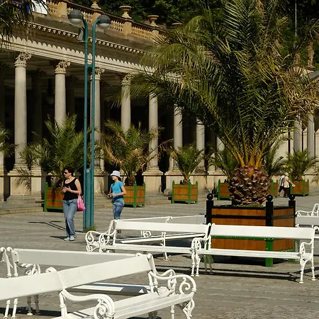 Becherplatz * Karlovy Vary