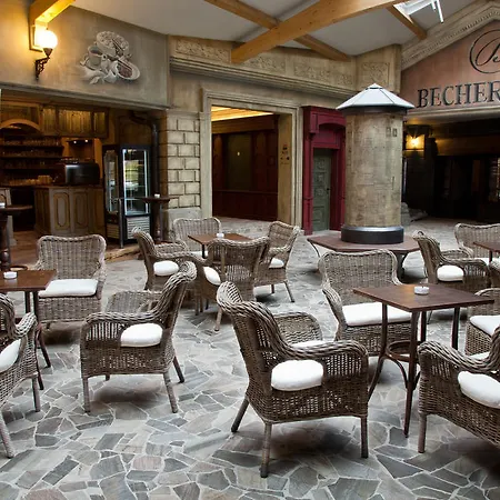 Becherplatz Karlovy Vary